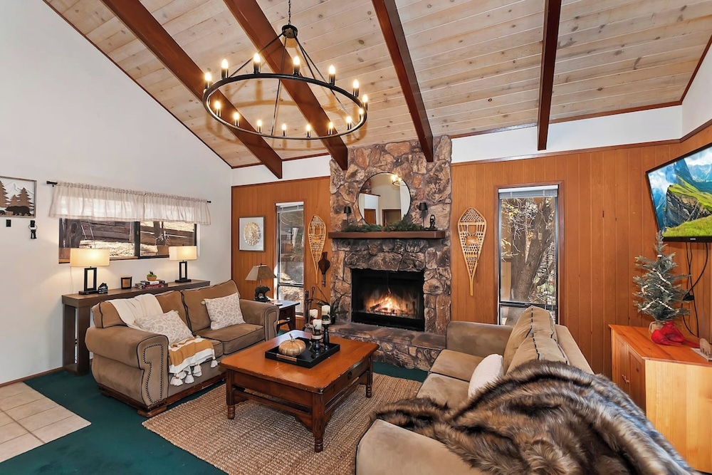 Everwood Serenity Treehouse