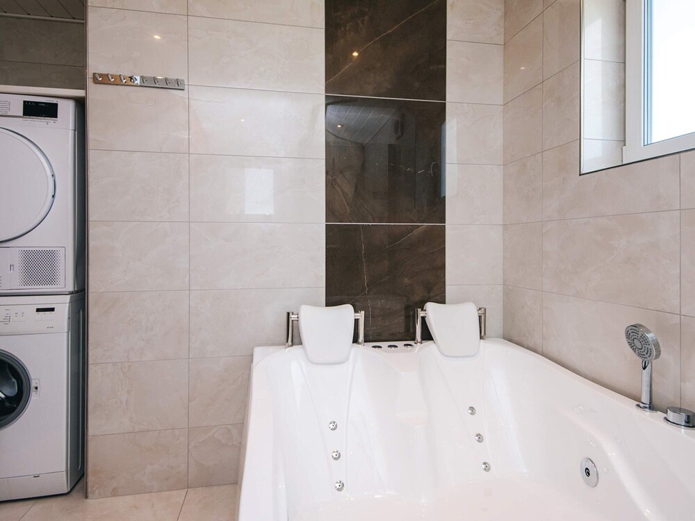 4 Star Holiday Home in Norre Nebel