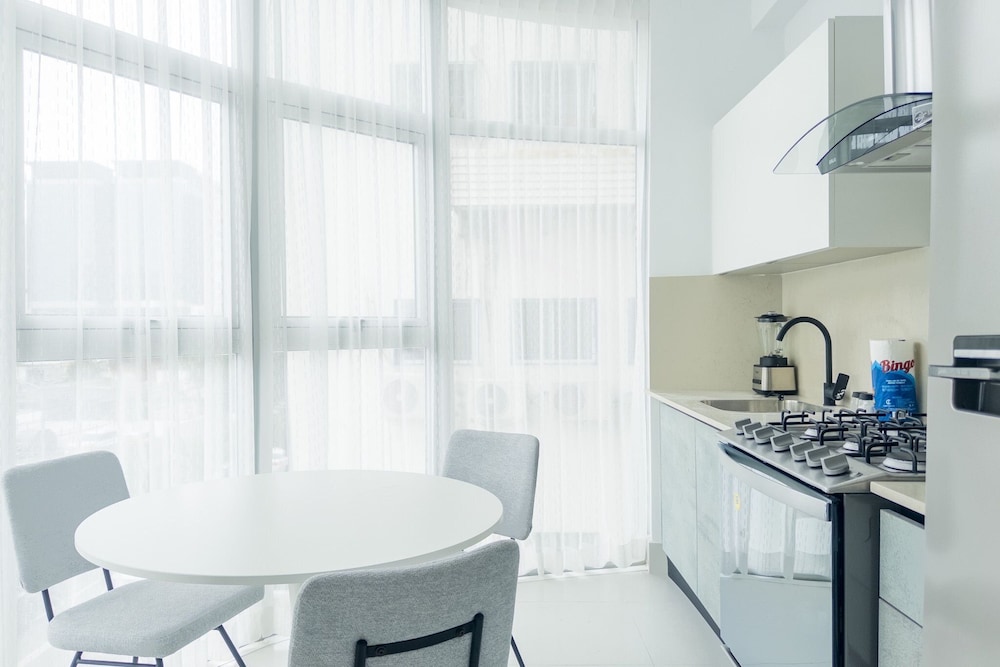 Shalom Residences By YellowKey