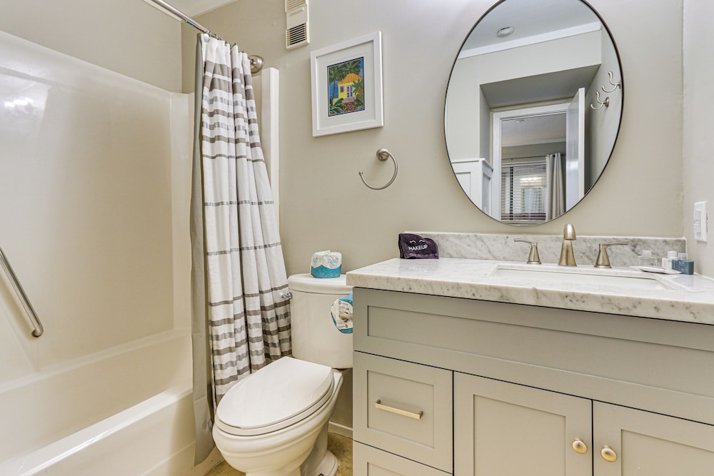 Pool Access: Beachfront Hilton Head Resort Condo