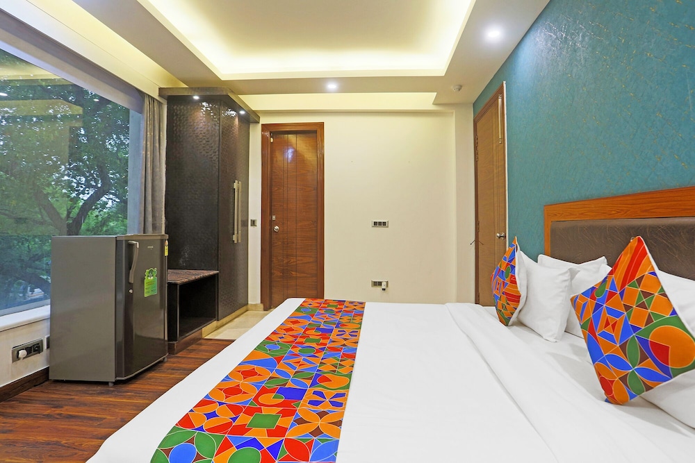 Fabhotel Star Inn