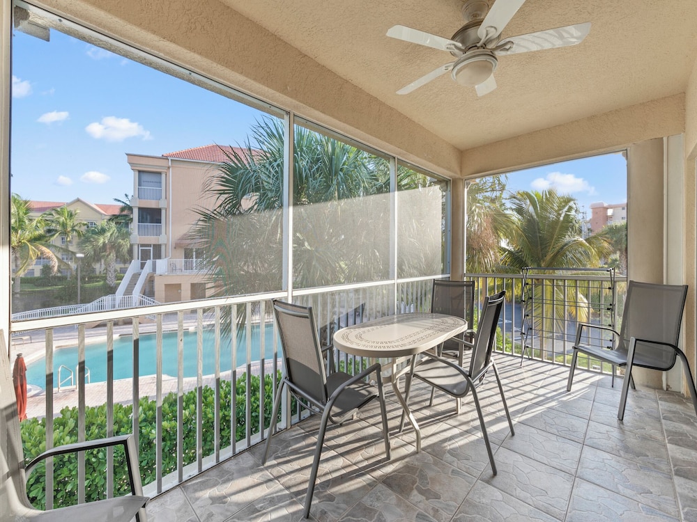 Bella Lago 324 by Distinctive Beach Rentals