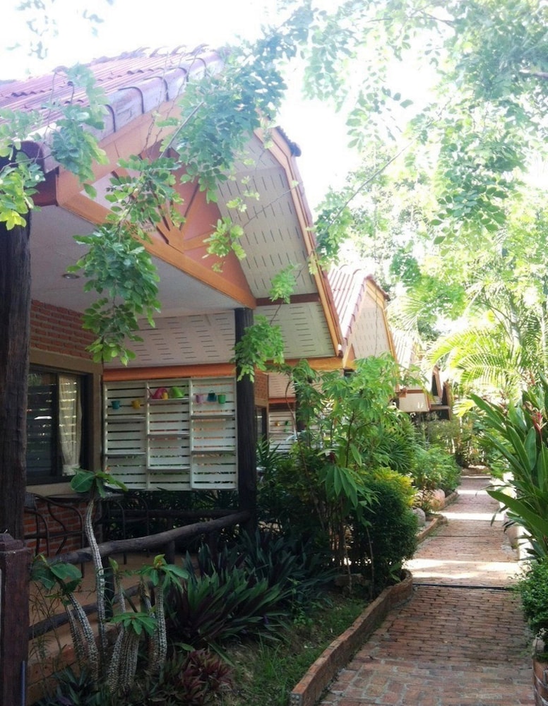 Green View Village Resort