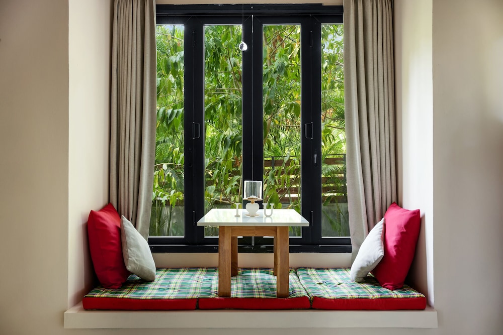 Serene Escape at Asia Blue Villa One - Your Luxurious 3-bed Villa Retreat Awaits