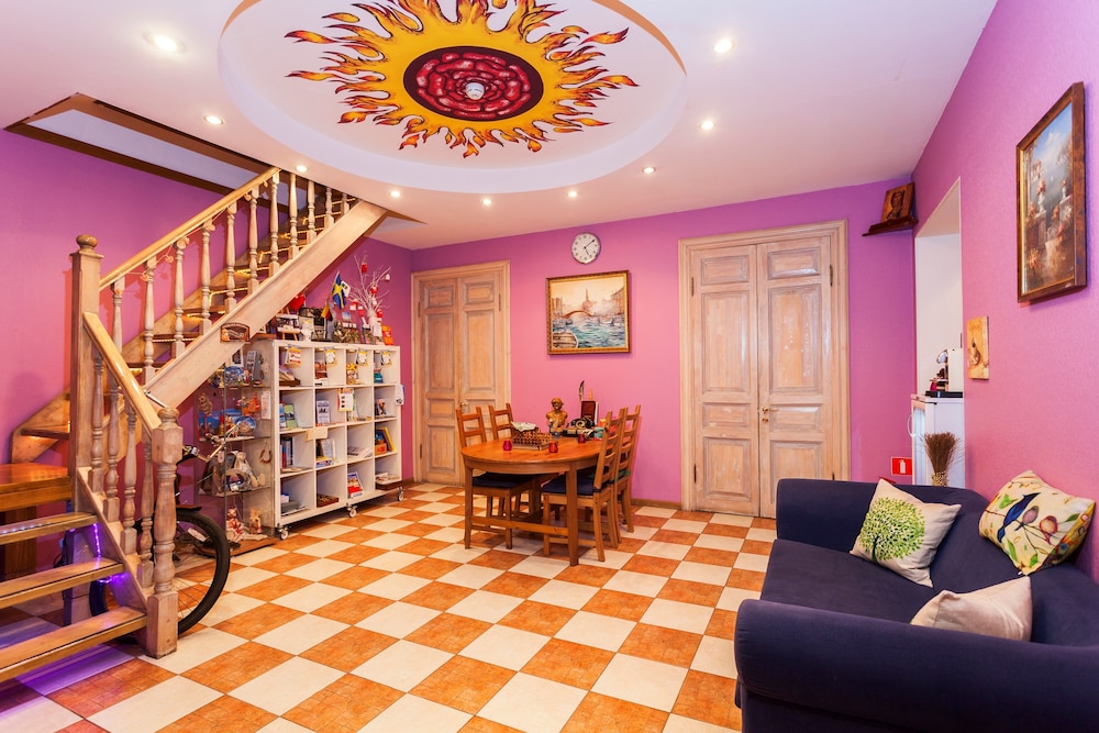 Italian Rooms and Apartments Pio on Mokhovaya view 5