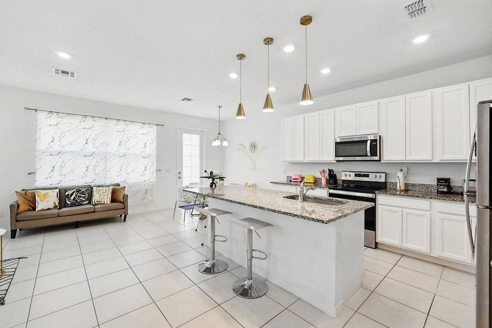 1421ds-the Enclaves At Festival 3 Bedroom Townhouse