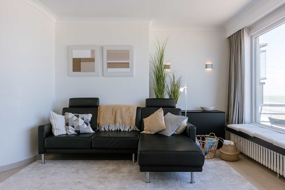 Huswell - Seafront Appartment With Stunning Views