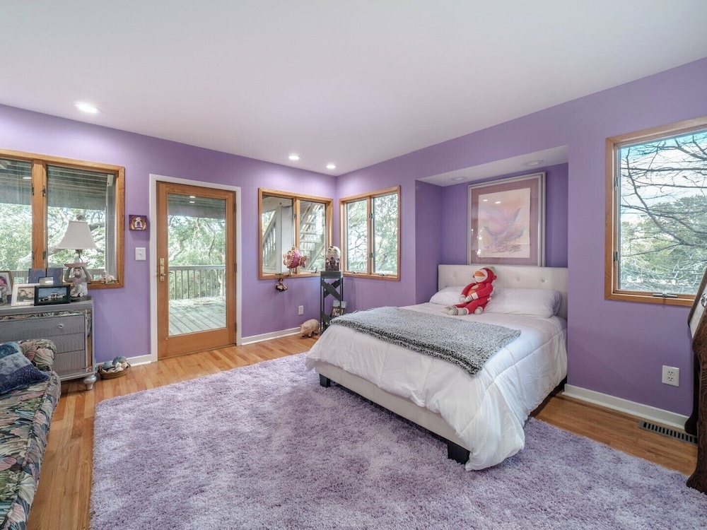 Nicholson Oaks by Topsail Realty