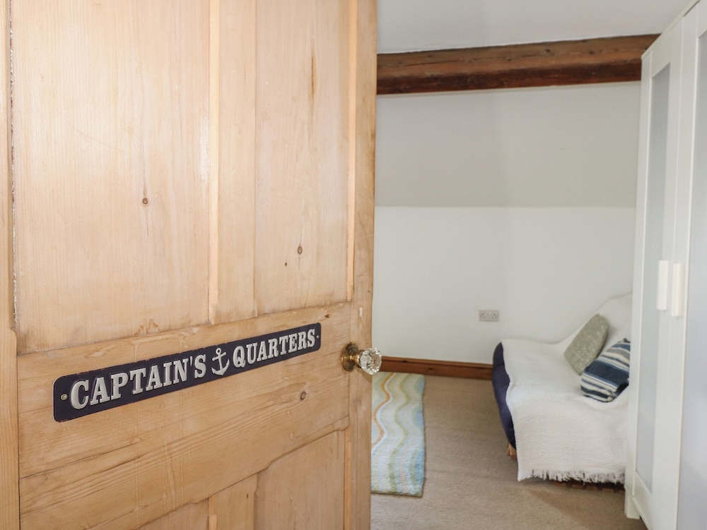 Captain's Rest