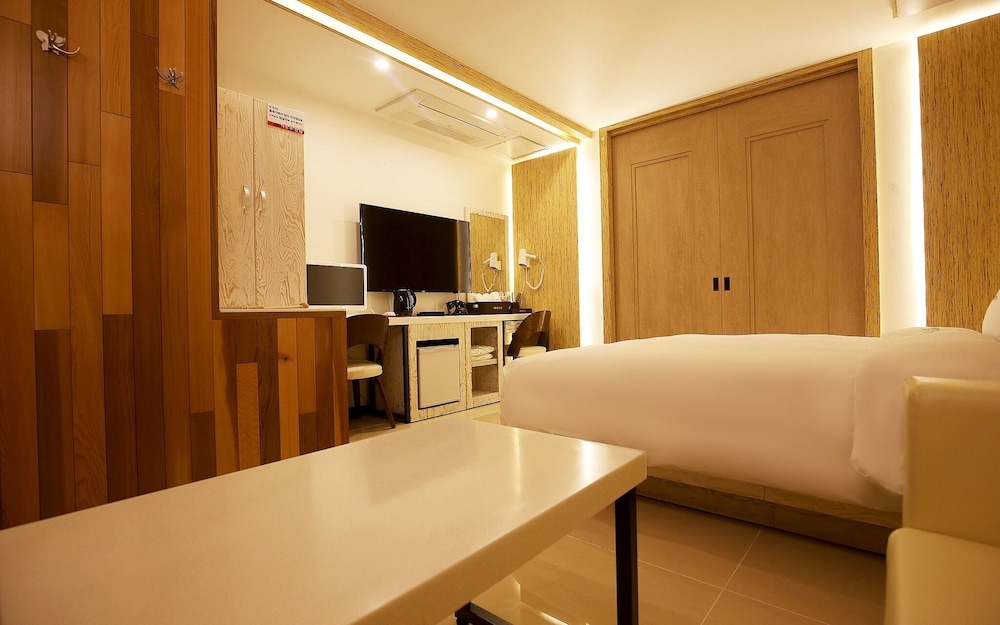 Jincheon Ipop Self Check-in Motel view 4