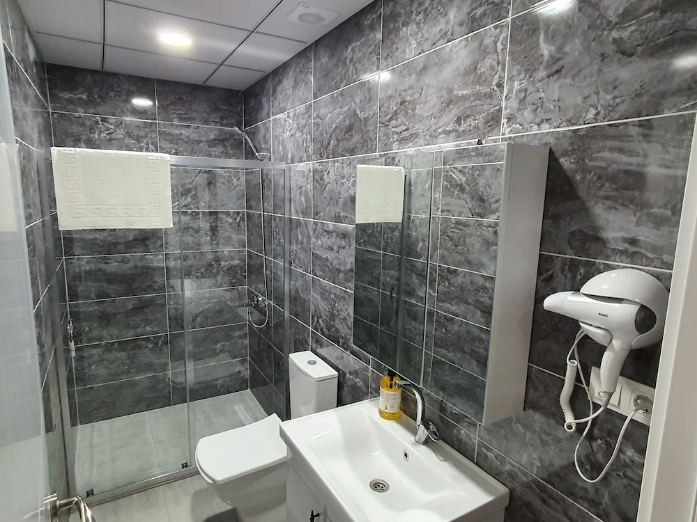 Özturks Otel - Image 11