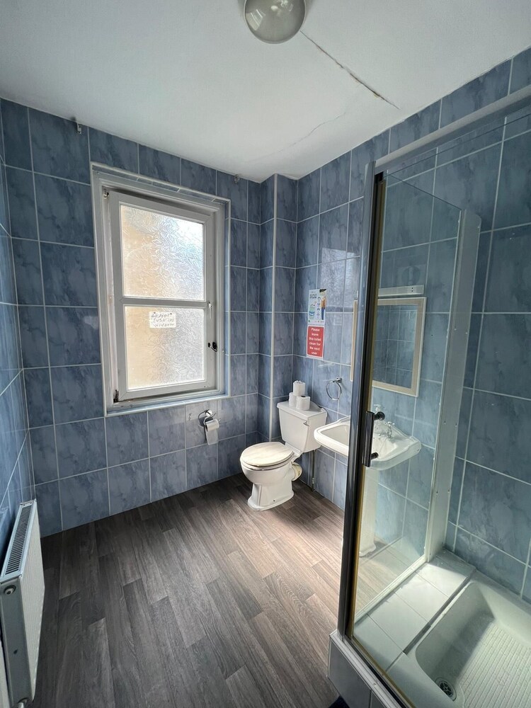 Photo 32