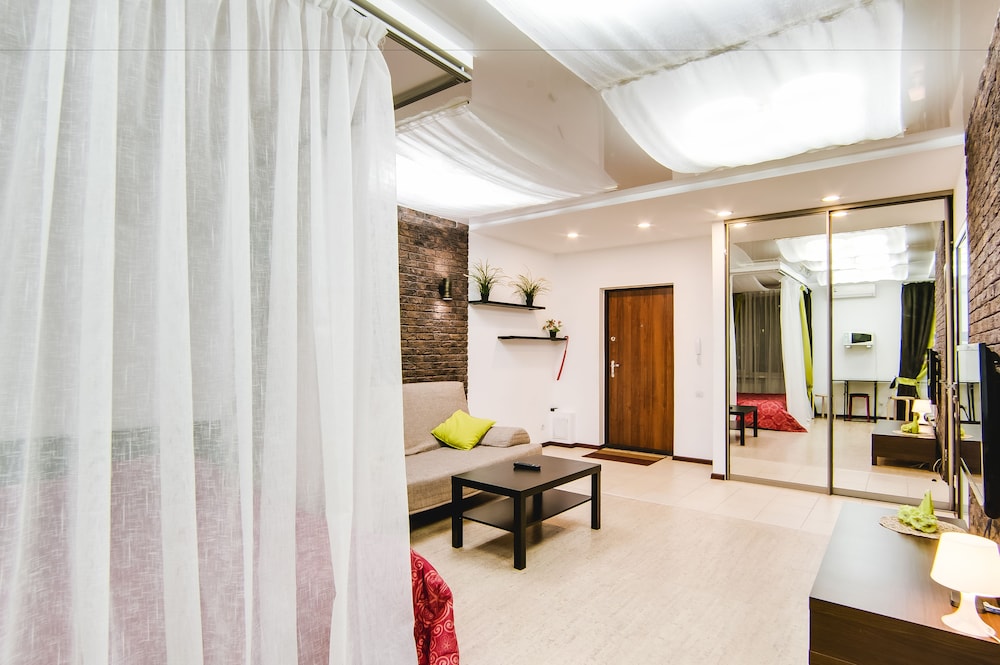 Aura Apartments