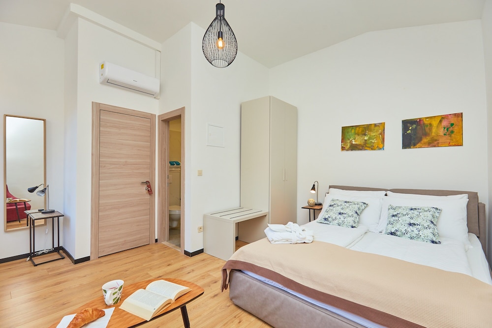 Boutique Villa Root