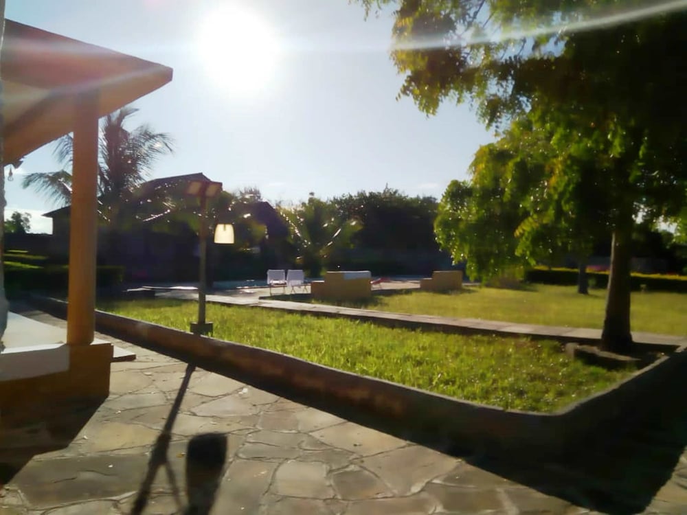 Zan Oceans Resort