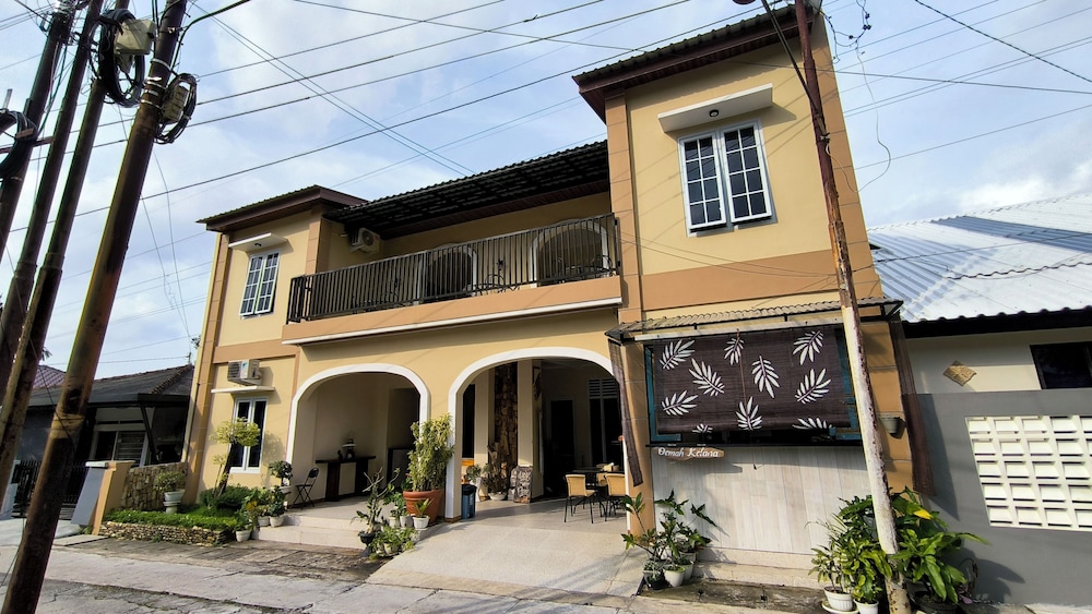 Pomah Guesthouse