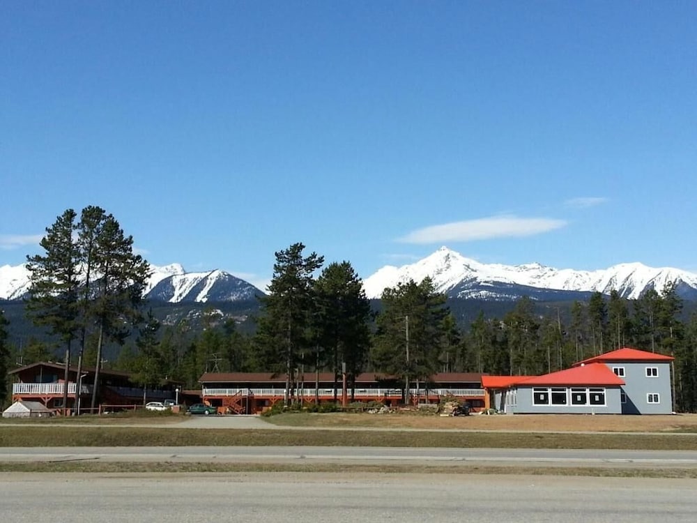 Rocky Inn