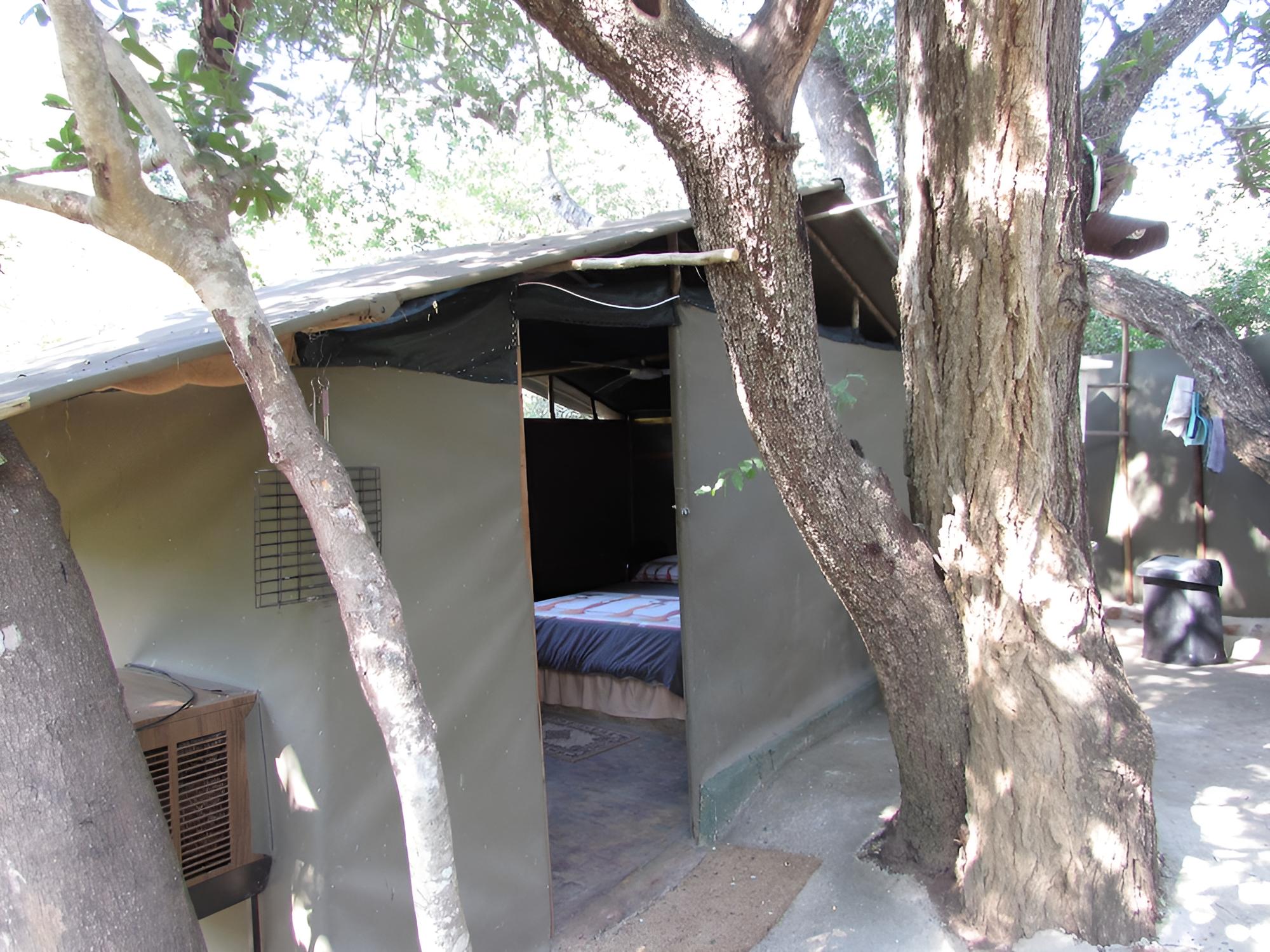 Amanzimloti Riverside Bush Camp