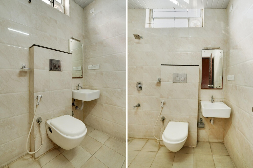 Cosy Stays at HBR Layout