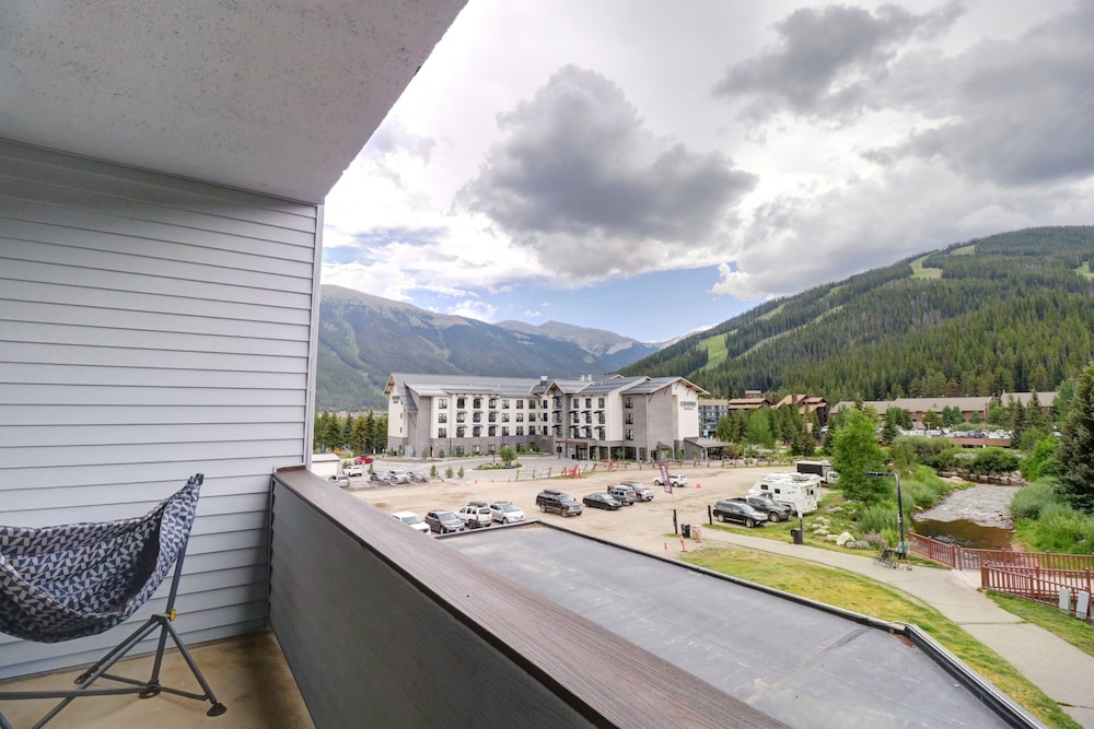 SkyRun Copper Mountain Resort Vacation Lodging