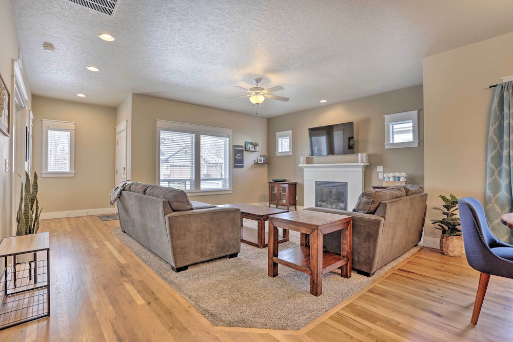 Charming Boise Home ~ 8 Mi to Downtown!