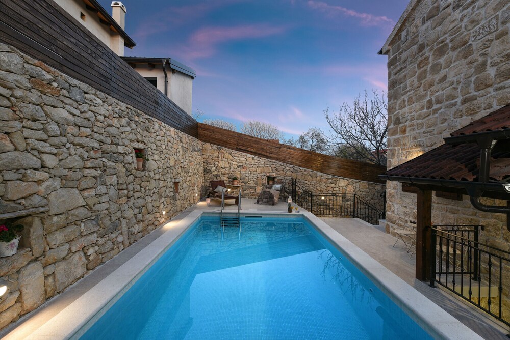 Villa Laurana view 4