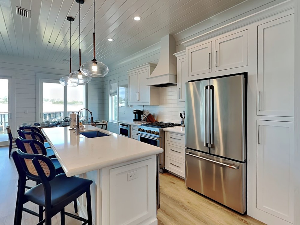 The Osprey #8 by Southern Vacation Rentals