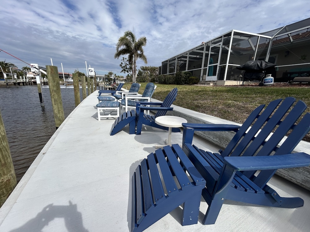 Family-friendly Waterfront 4br Pool Punta Gorda Isles 4 Bedroom Home