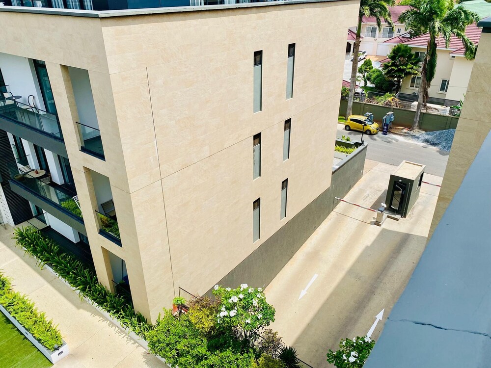 Meraki Homes at Embassy Gardens