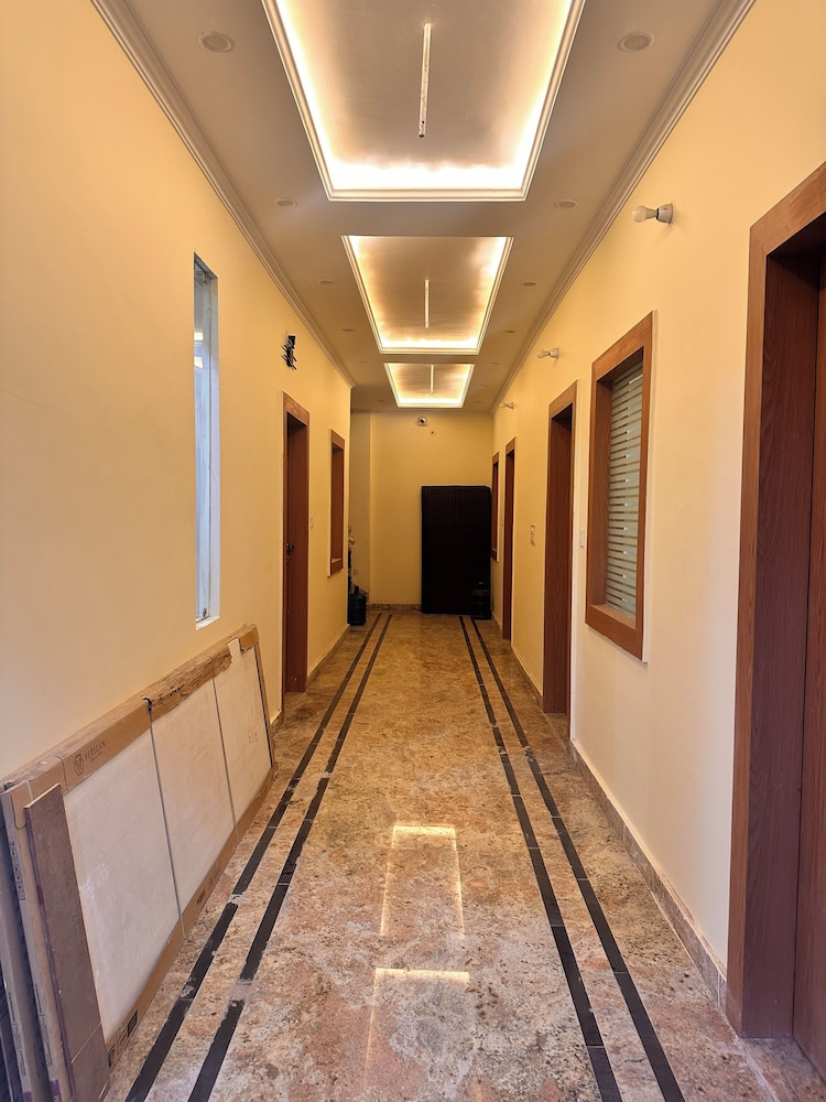 Hotel R.K Palace