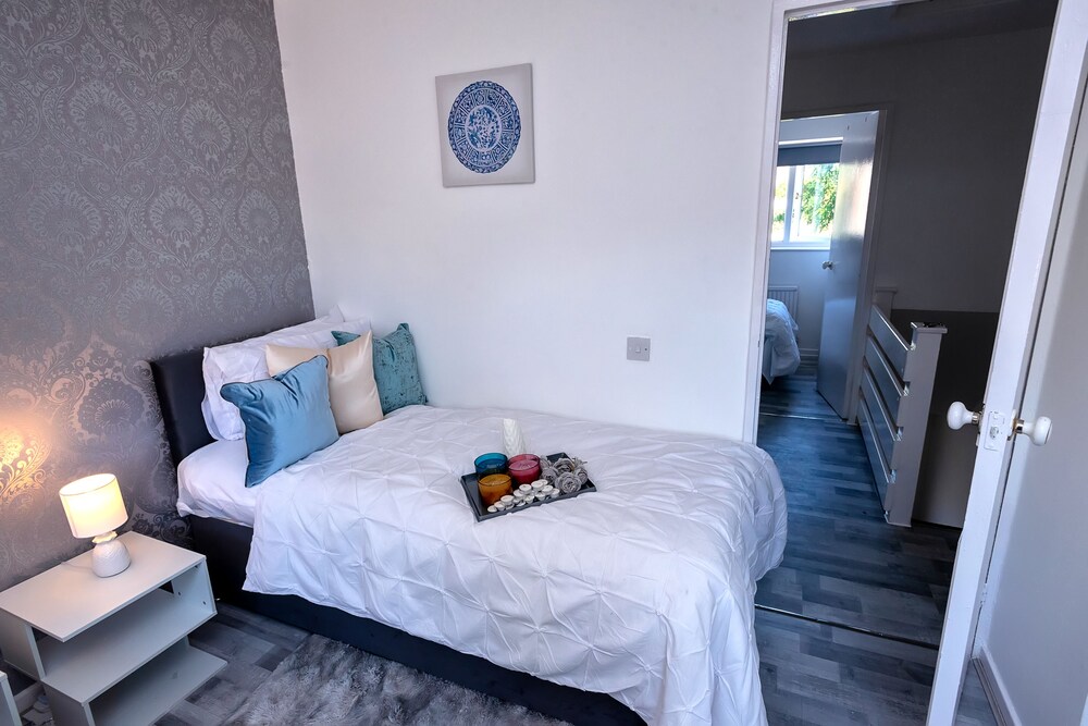 I Love London! A Central 2-bed Home - Sleep 1-4!