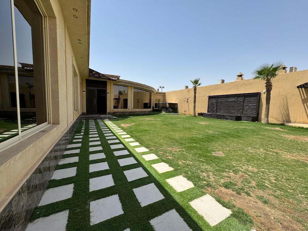 VIP resort chalet 20