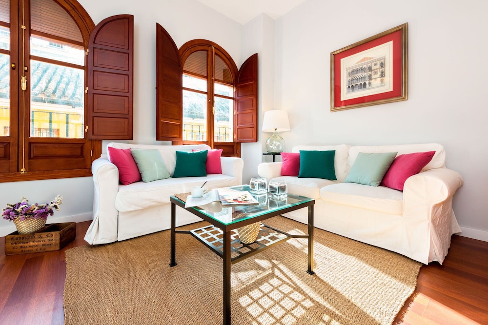 Genteel Home Plaza Nueva