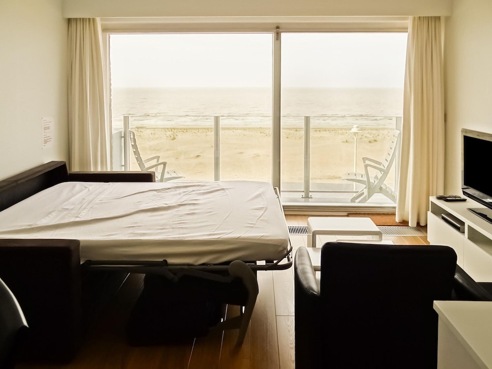 Nieuwpoort Beach Escape