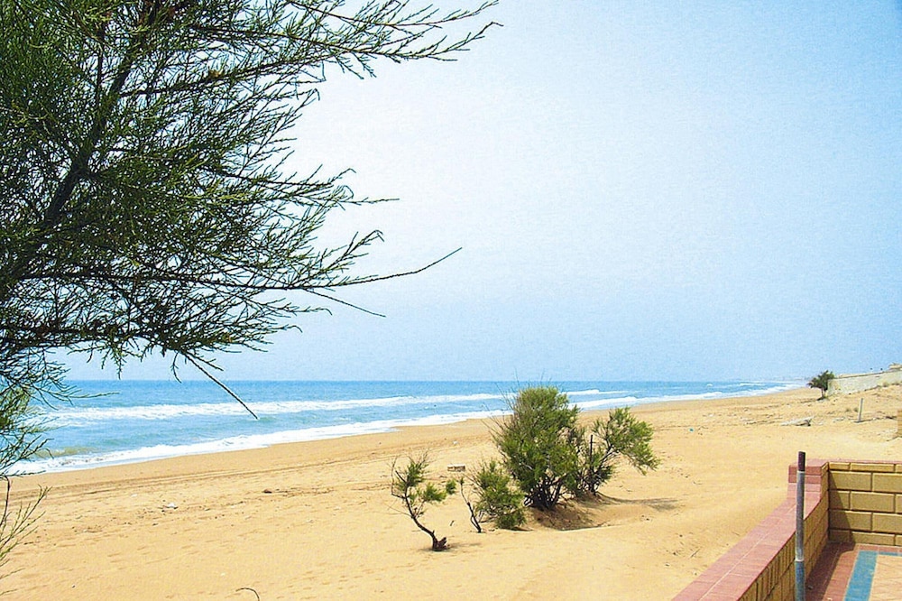 Apartment in Triscina by the Sea With Pools