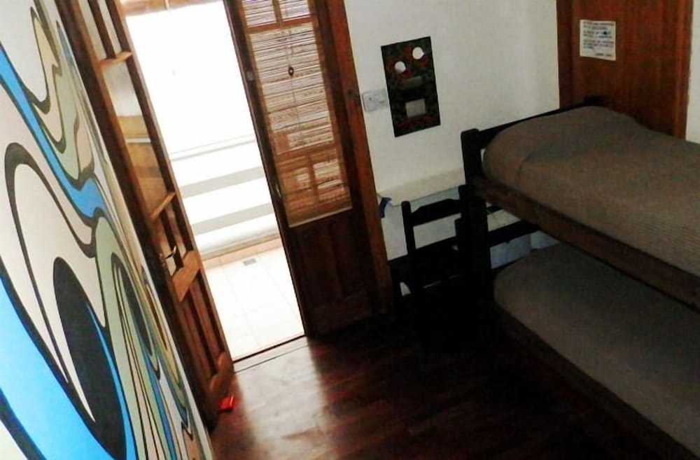 Llanura Hostel