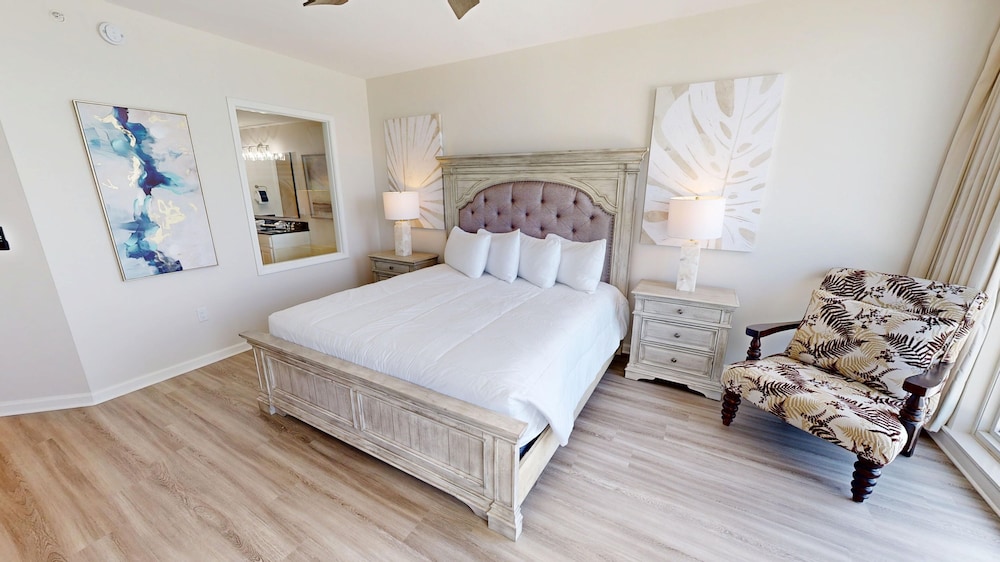 Silver Beach 1104w 3 Bedroom Condo