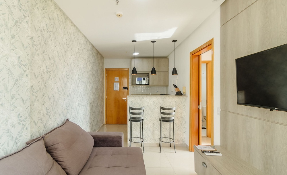 Apartment Next to Flamboyant Shopping Mall - ESS