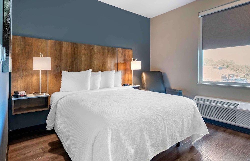 Fort Myers Vacations - Extended Stay America Premier Suites Port Charlotte I75 - Property Image 10