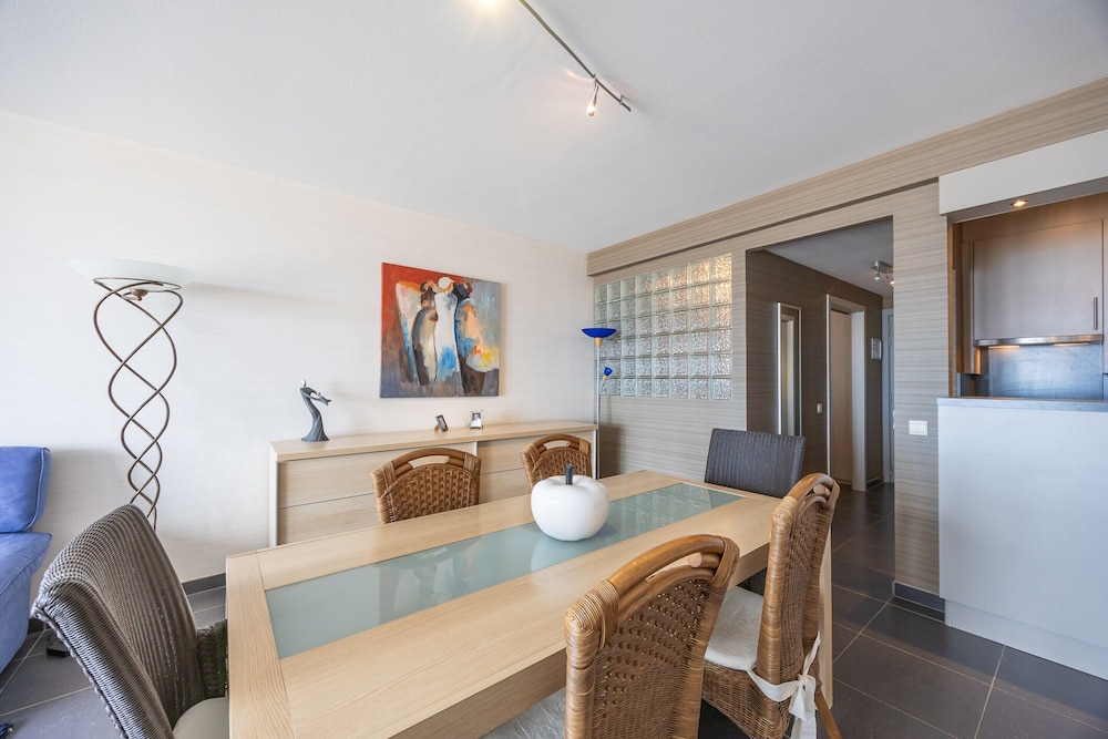 Studio on the 3rd Floor With Phenomenal sea View