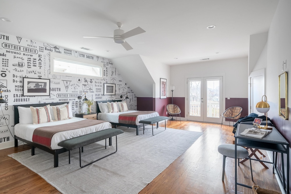 Underwood by Avantstay Luxurious 4BR Condo in Heart of Nashville view 4