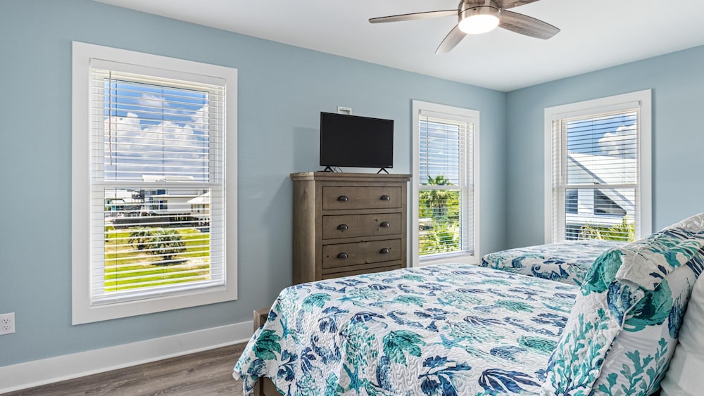 Dreezy's Hideaway by Southern Vacation Rentals