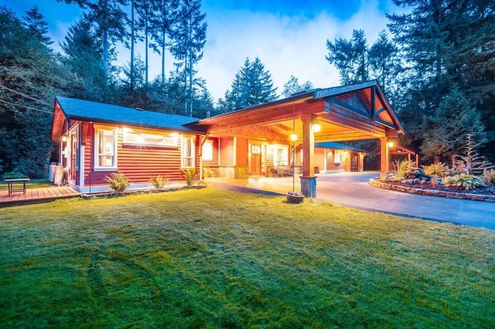 Creekside B & B