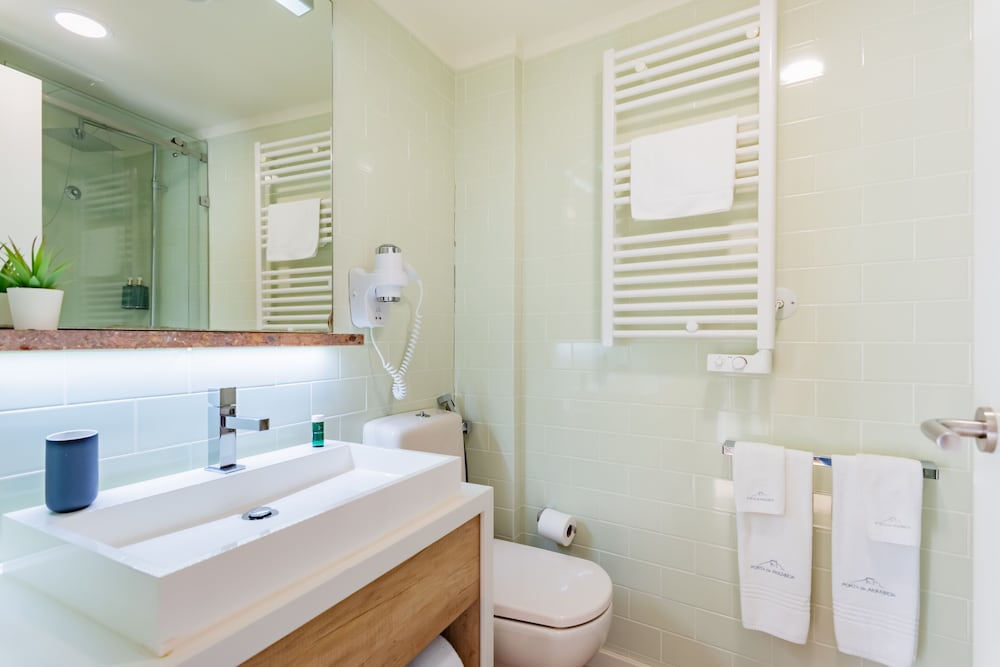 Porta da Arrábida Suites