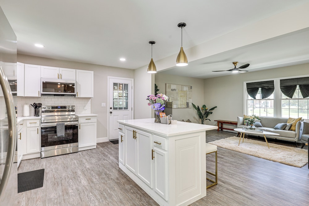 Updated Wilmington Home Near Intracoastal Access