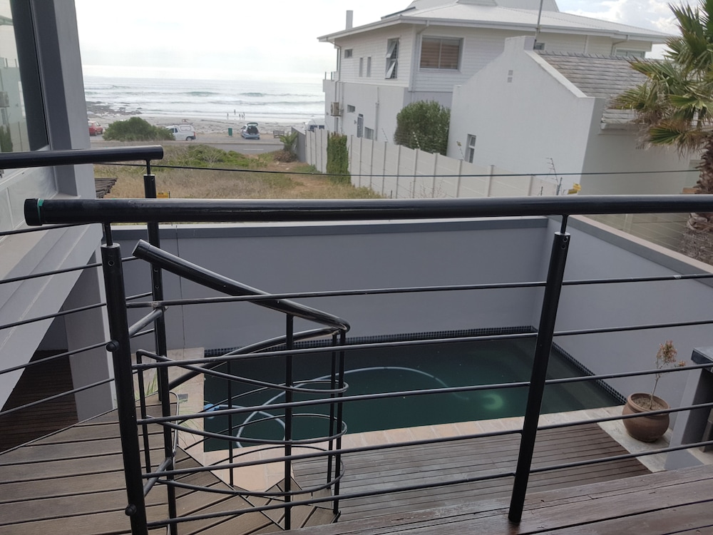 Melkbosch Guesthouse