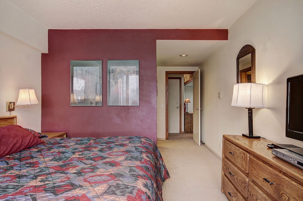 The Pines - Keystone Ski Resort CO Vacation Lodging