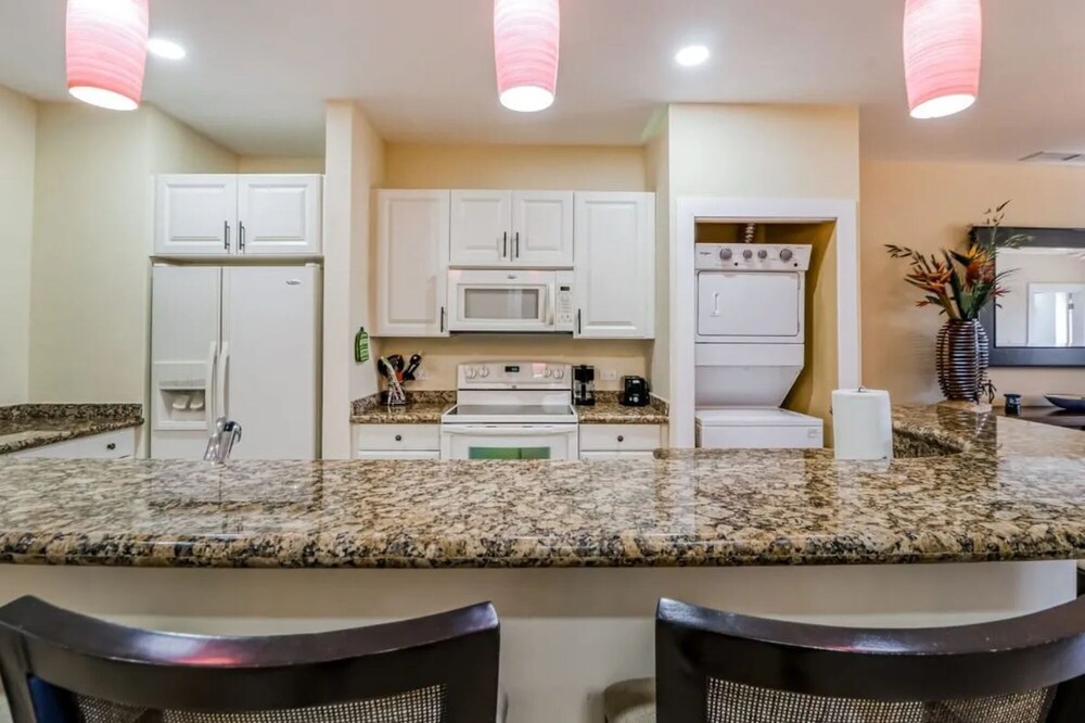Elegant Condo in High-End Resort Community with Pool and Beach Club Access
