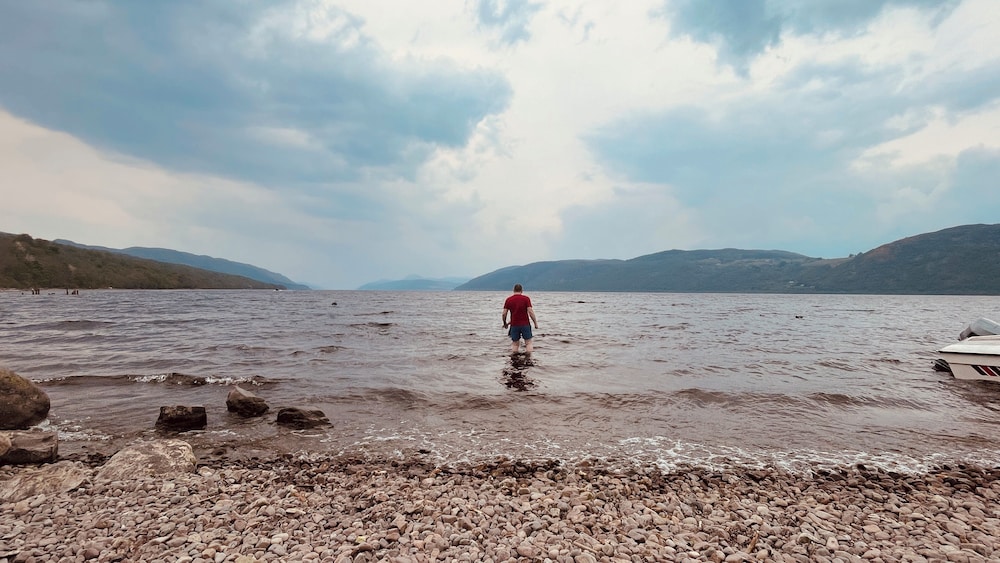 Traditional Highland Cottage Near Loch Ness-sleeps 6