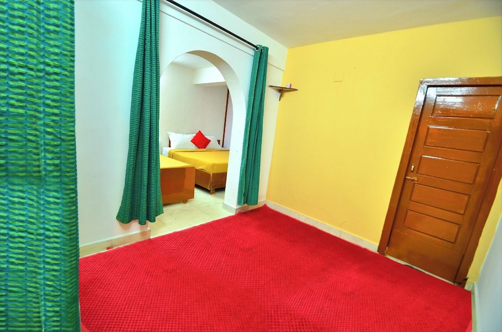 Estay SK Residency